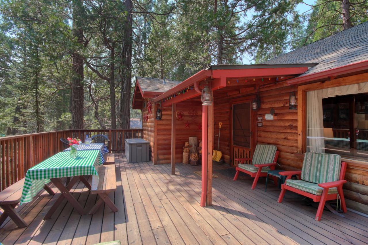 16 Chipmunks Chalet Wawona